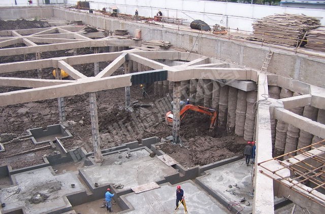 上海市鋼結(jié)構(gòu)廠房中構(gòu)件銹蝕、防腐檢測